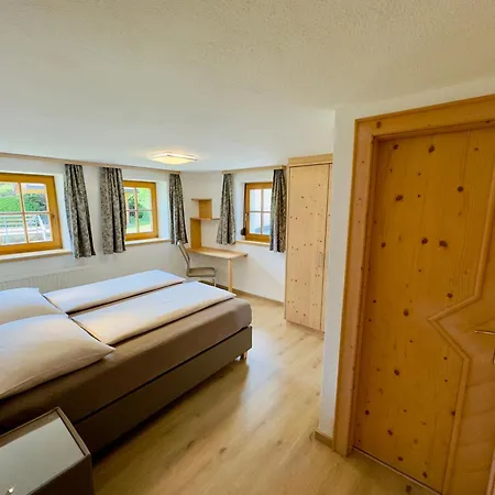 Haus St. Bernard Apartment