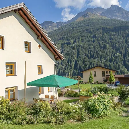 Haus St. Bernard * Петной-ам-Арльберг